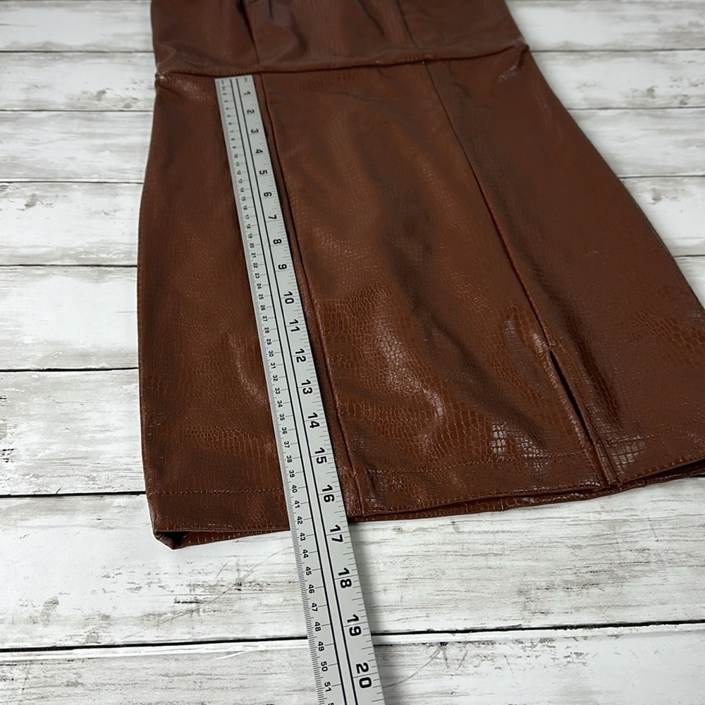 FOREVER 21 Strapless faux leather brown mini dress SZ S New - Picture 3 of 9